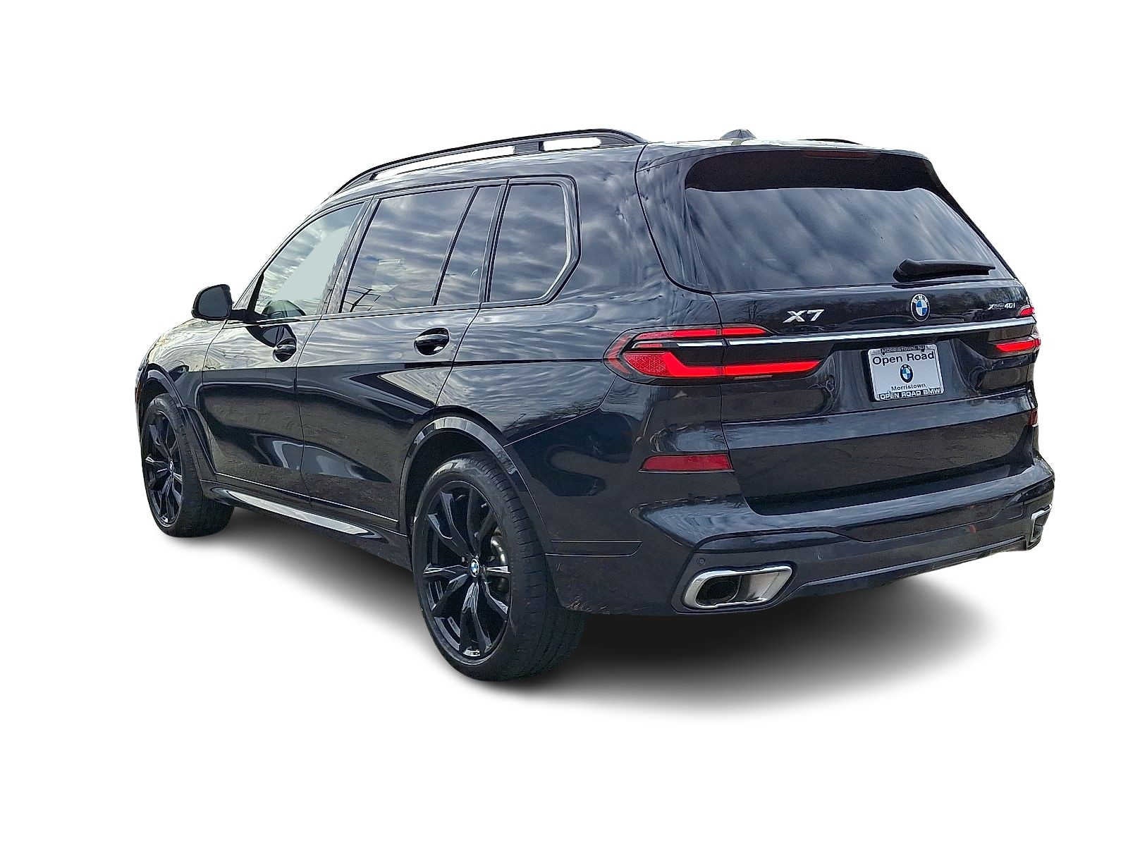 2025 BMW X7 xDrive40i Sports Activity Vehicle