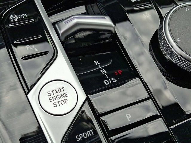 2025 BMW X7 xDrive40i Sports Activity Vehicle