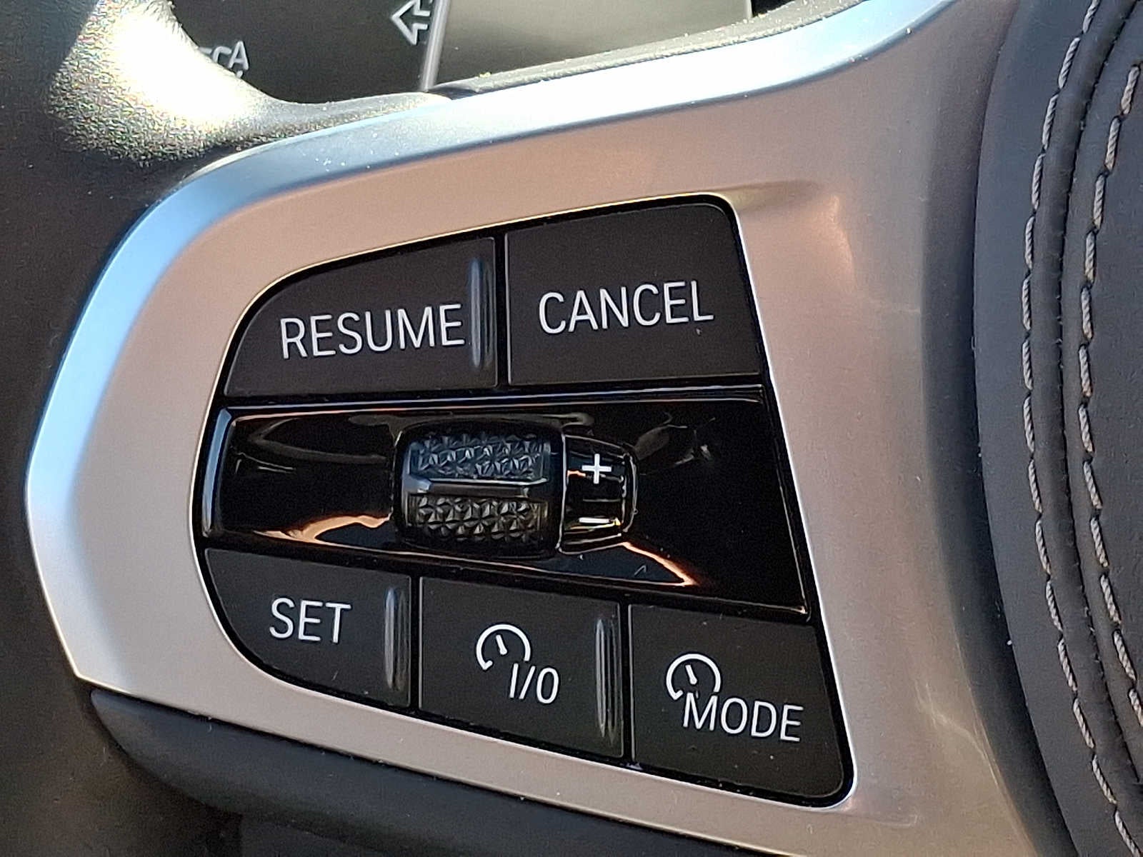 2023 BMW X7 xDrive40i Sports Activity Vehicle