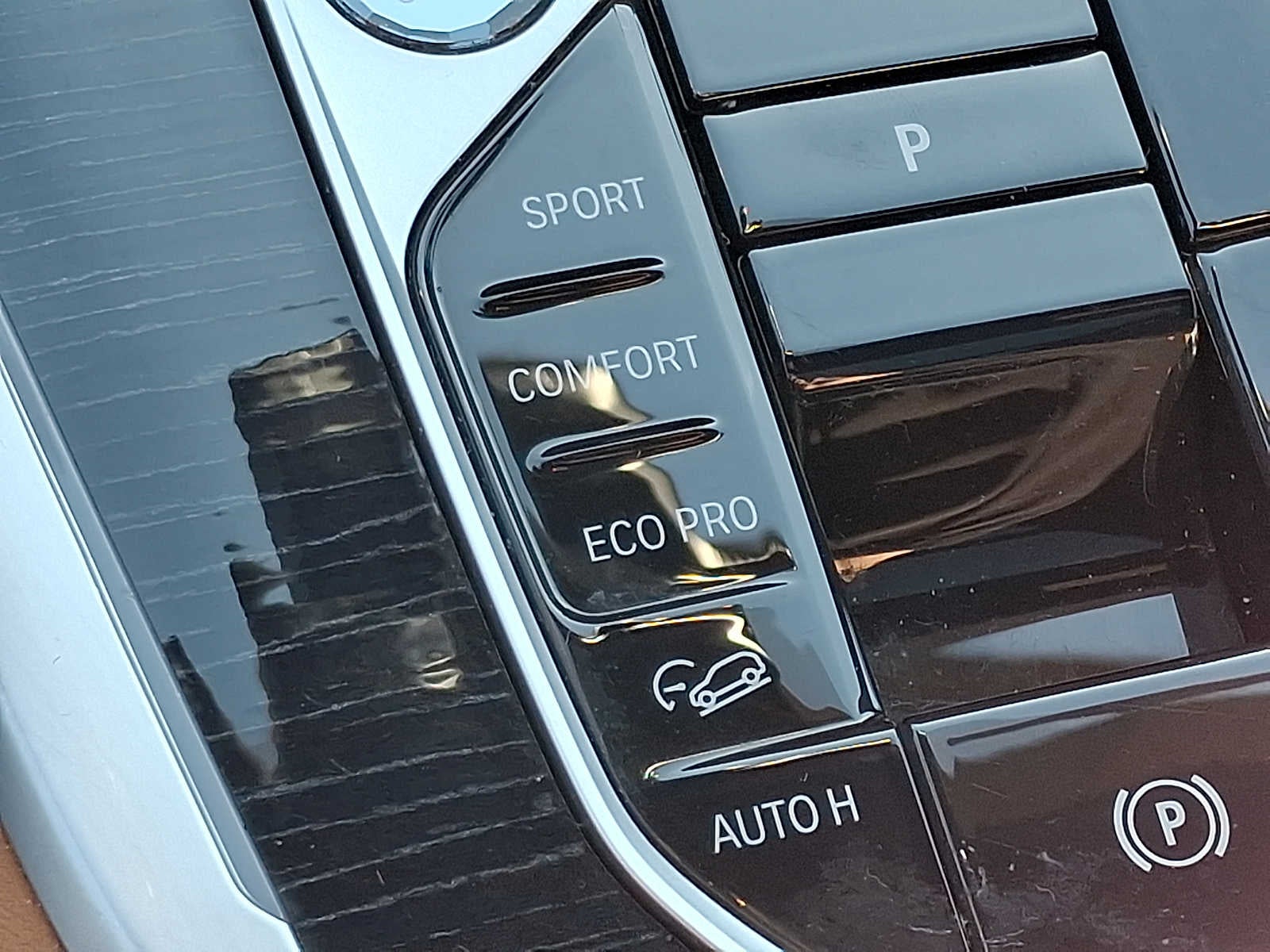 2023 BMW X7 xDrive40i Sports Activity Vehicle