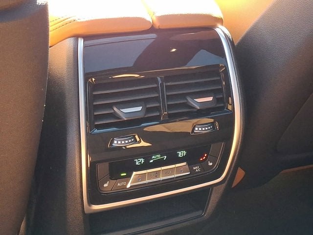 2023 BMW X7 xDrive40i Sports Activity Vehicle