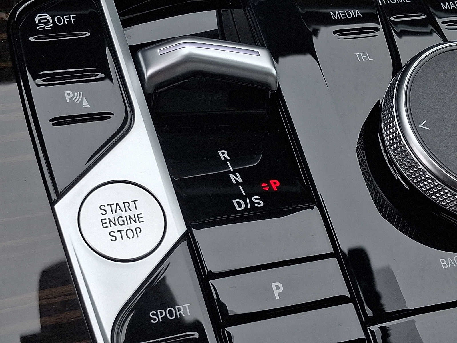 2023 BMW X7 xDrive40i Sports Activity Vehicle