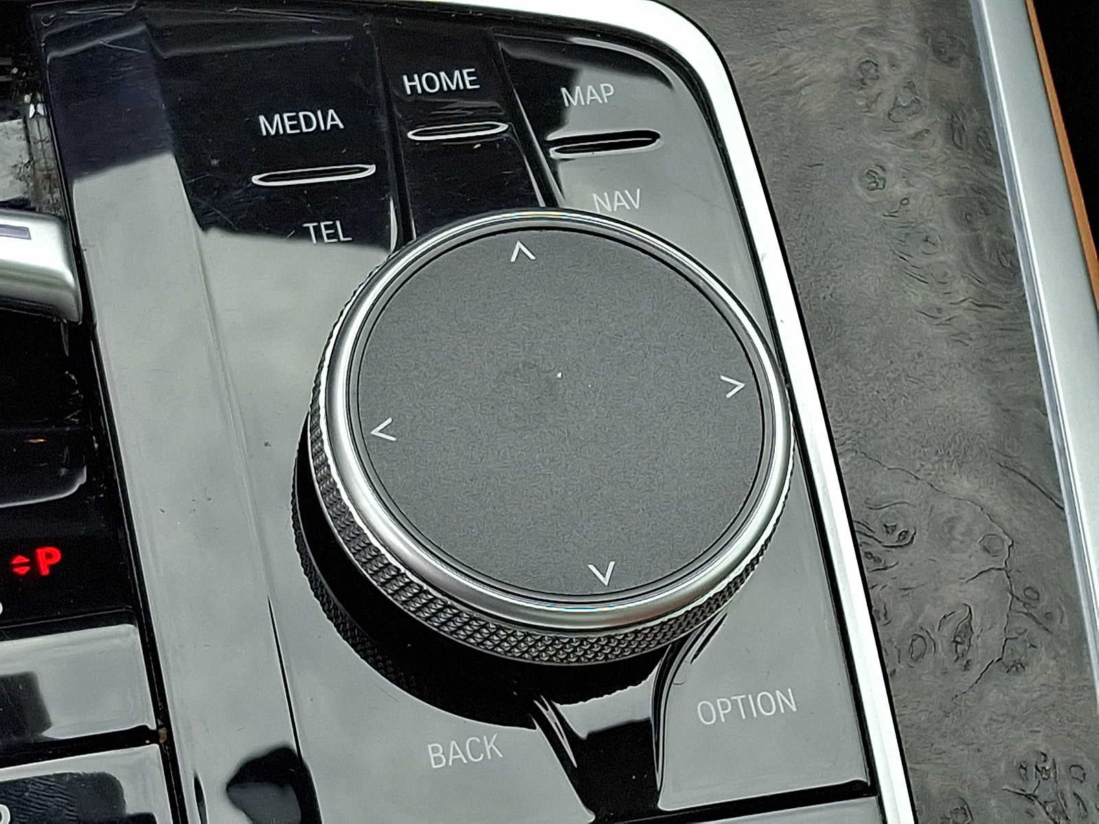 2024 BMW X7 xDrive40i Sports Activity Vehicle