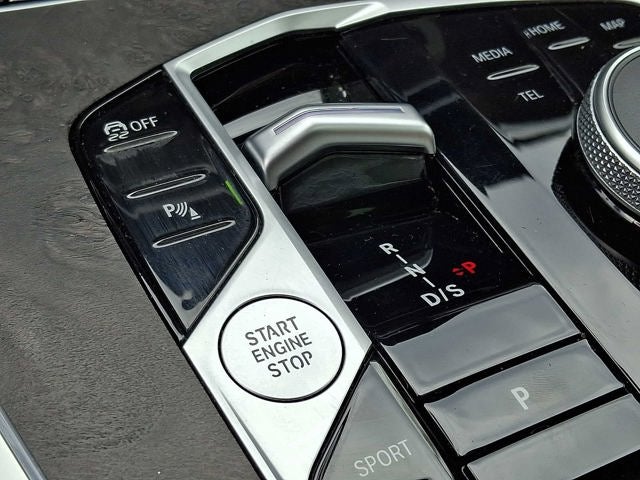 2024 BMW X7 xDrive40i Sports Activity Vehicle