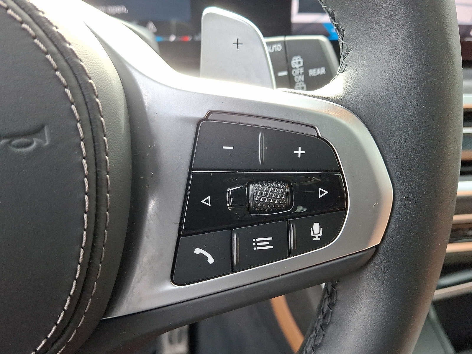 2026 BMW X7 xDrive40i Sports Activity Vehicle