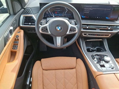 2026 BMW X7 xDrive40i Sports Activity Vehicle