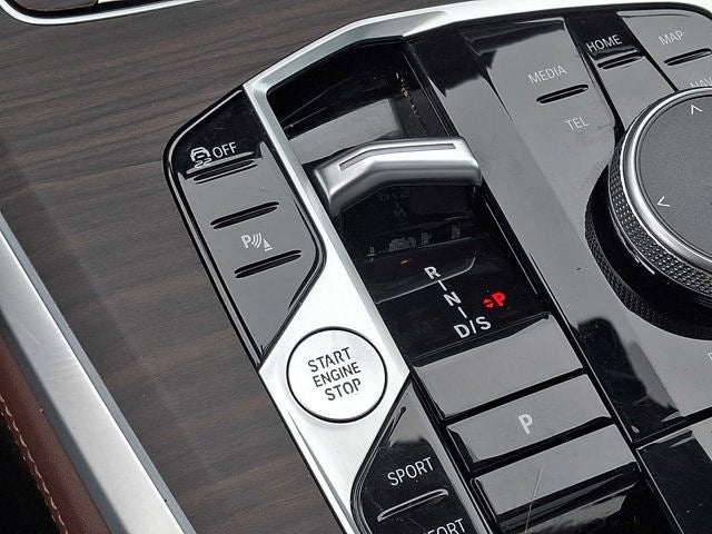 2025 BMW X5 xDrive40i Sports Activity Vehicle