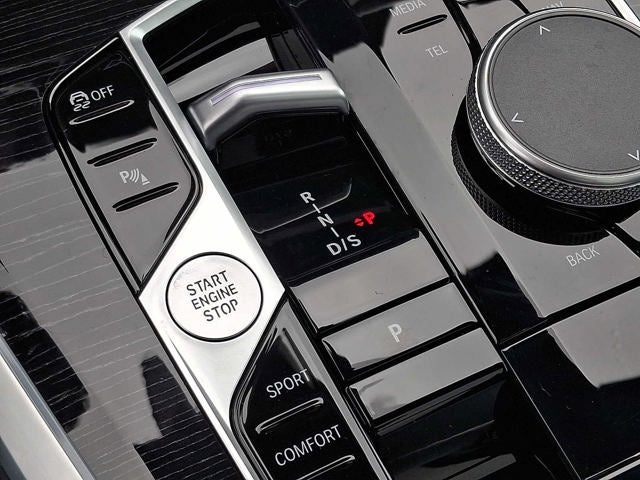 2025 BMW X5 xDrive40i Sports Activity Vehicle