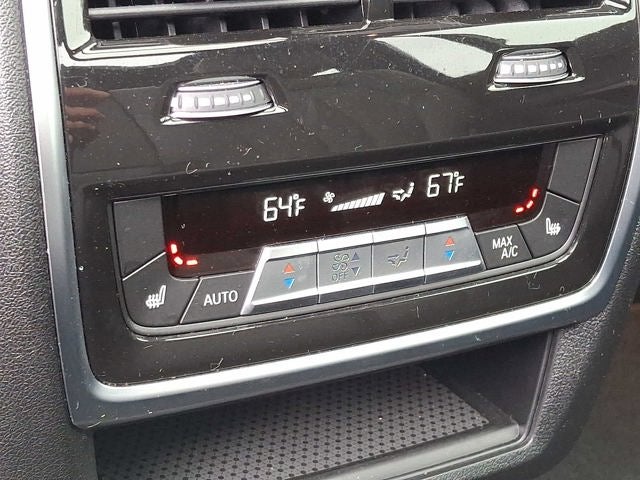 2025 BMW X7 M60i Sports Activity Vehicle