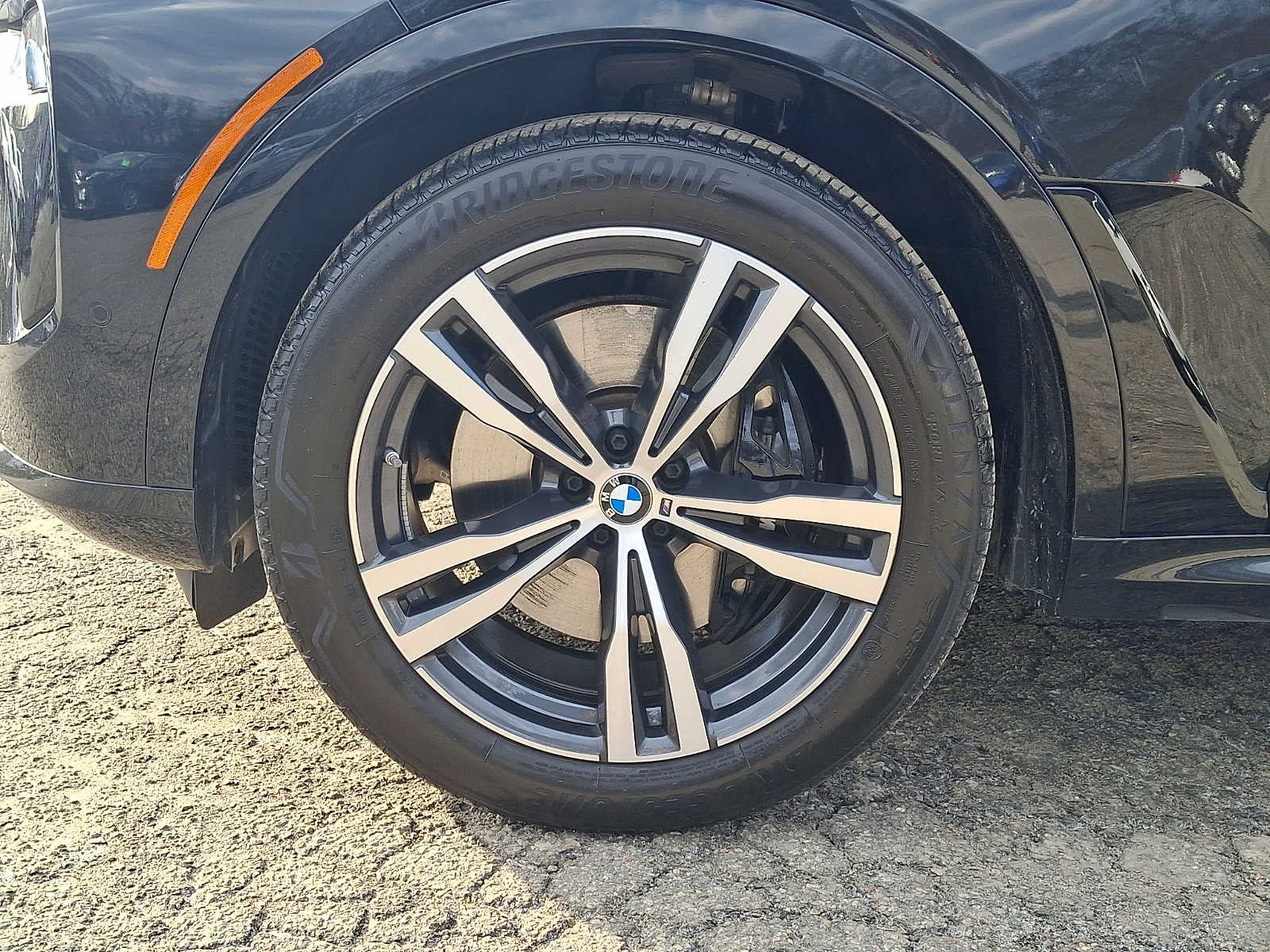 2025 BMW X7 M60i Sports Activity Vehicle