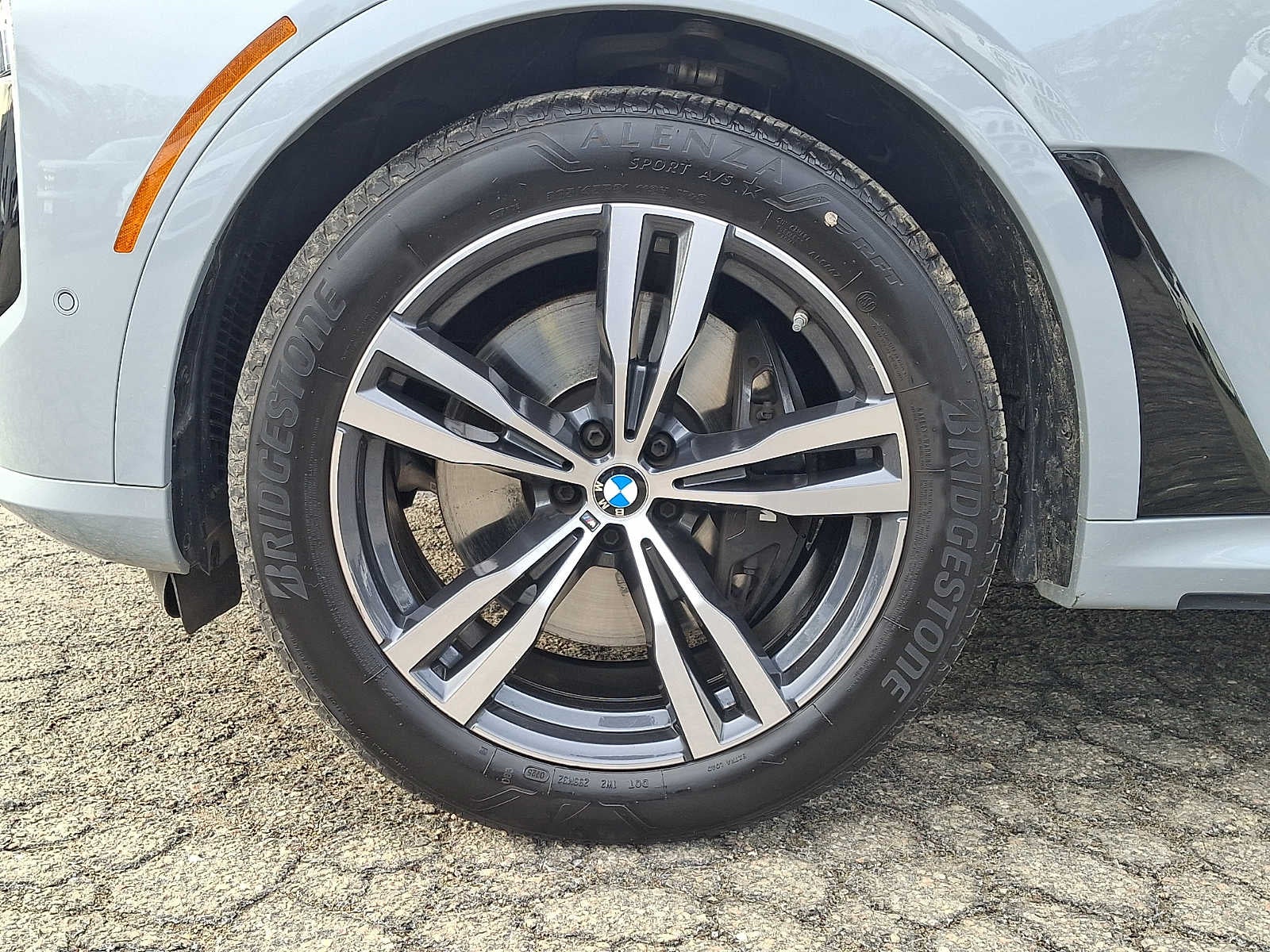 2024 BMW X7 M60i Sports Activity Vehicle