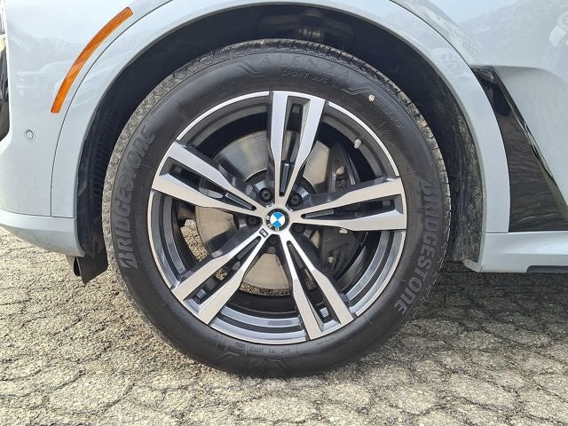 2024 BMW X7 M60i Sports Activity Vehicle