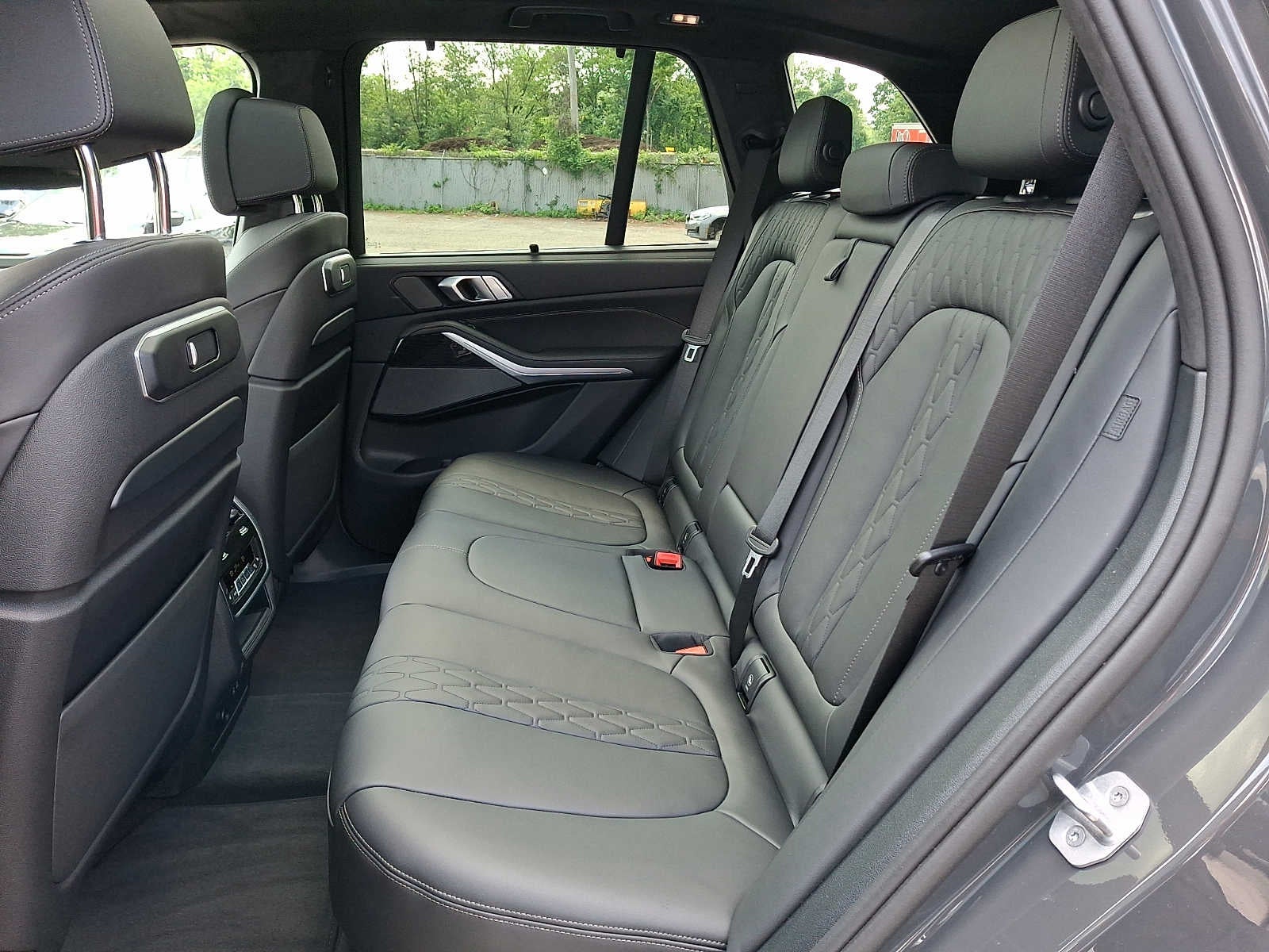 2025 BMW X5 M60i Sports Activity Vehicle