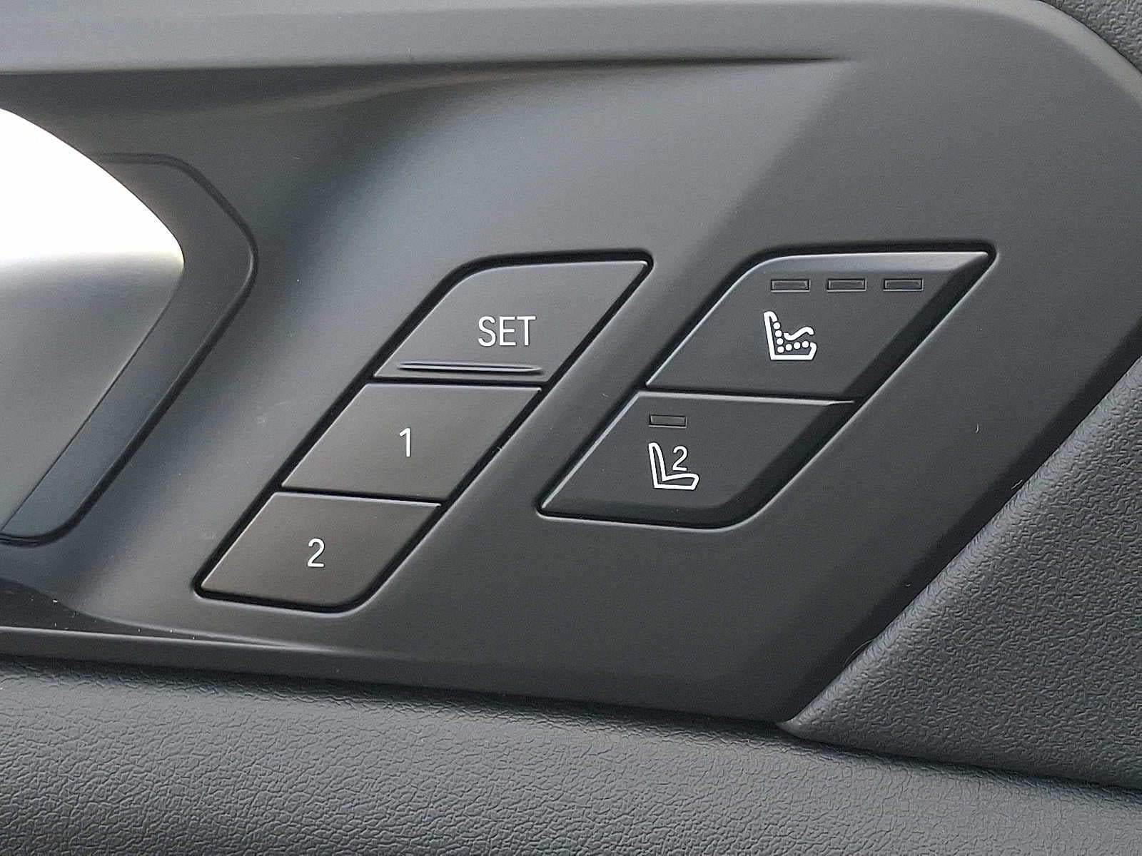 2025 BMW X5 M60i Sports Activity Vehicle