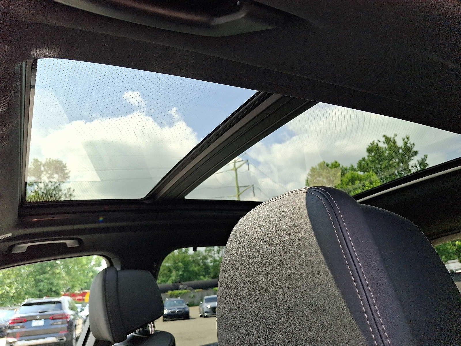 2025 BMW X5 M60i Sports Activity Vehicle