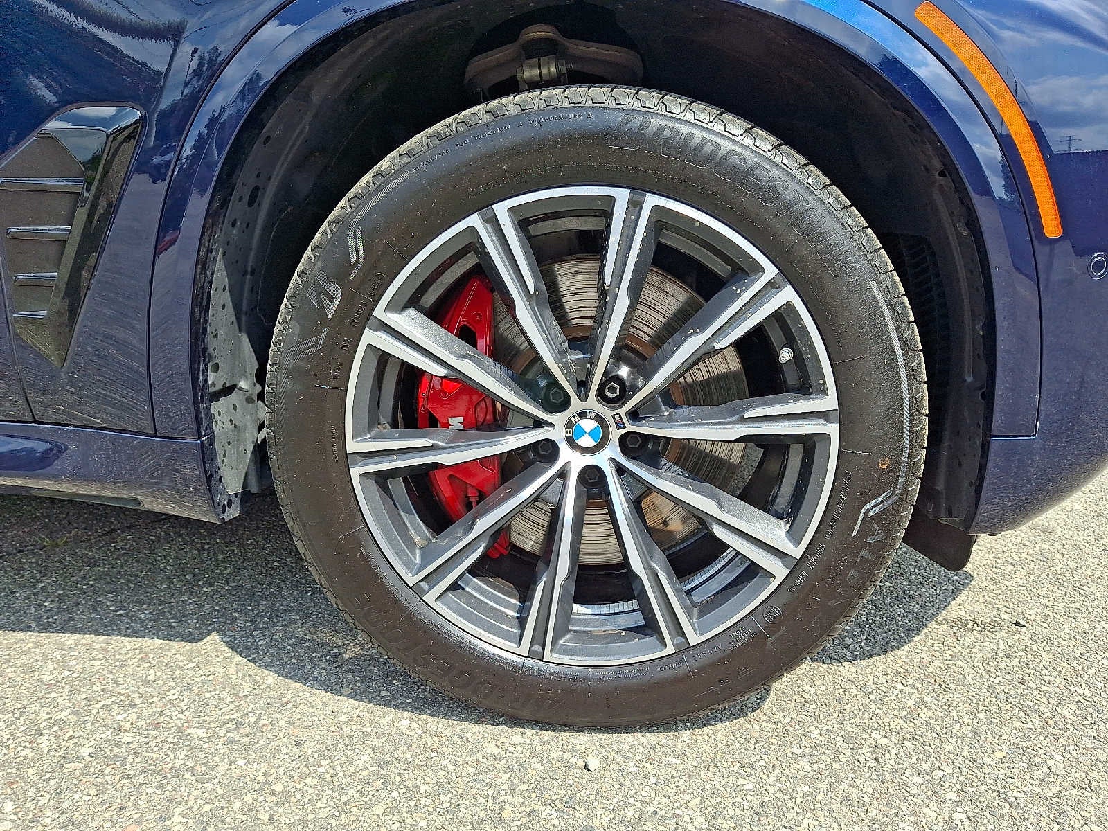 2025 BMW X5 M60i Sports Activity Vehicle