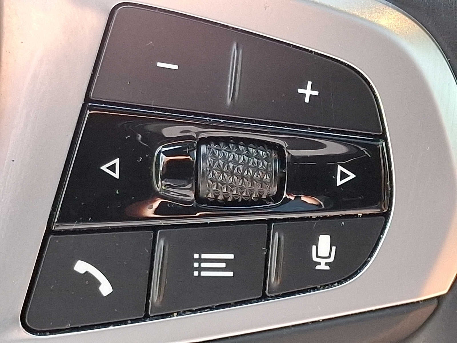 2024 BMW X5 M60i Sports Activity Vehicle