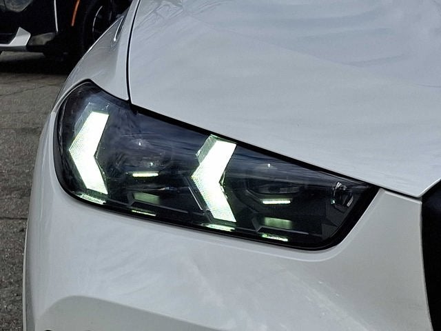 2025 BMW X5 M60i Sports Activity Vehicle