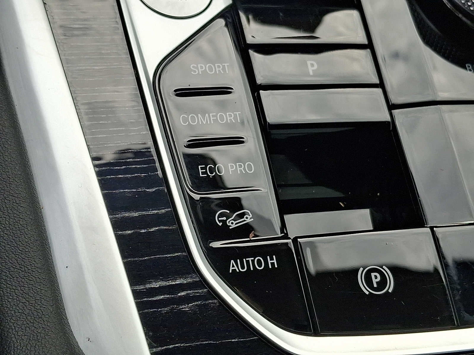 2024 BMW X6 xDrive40i Sports Activity Coupe