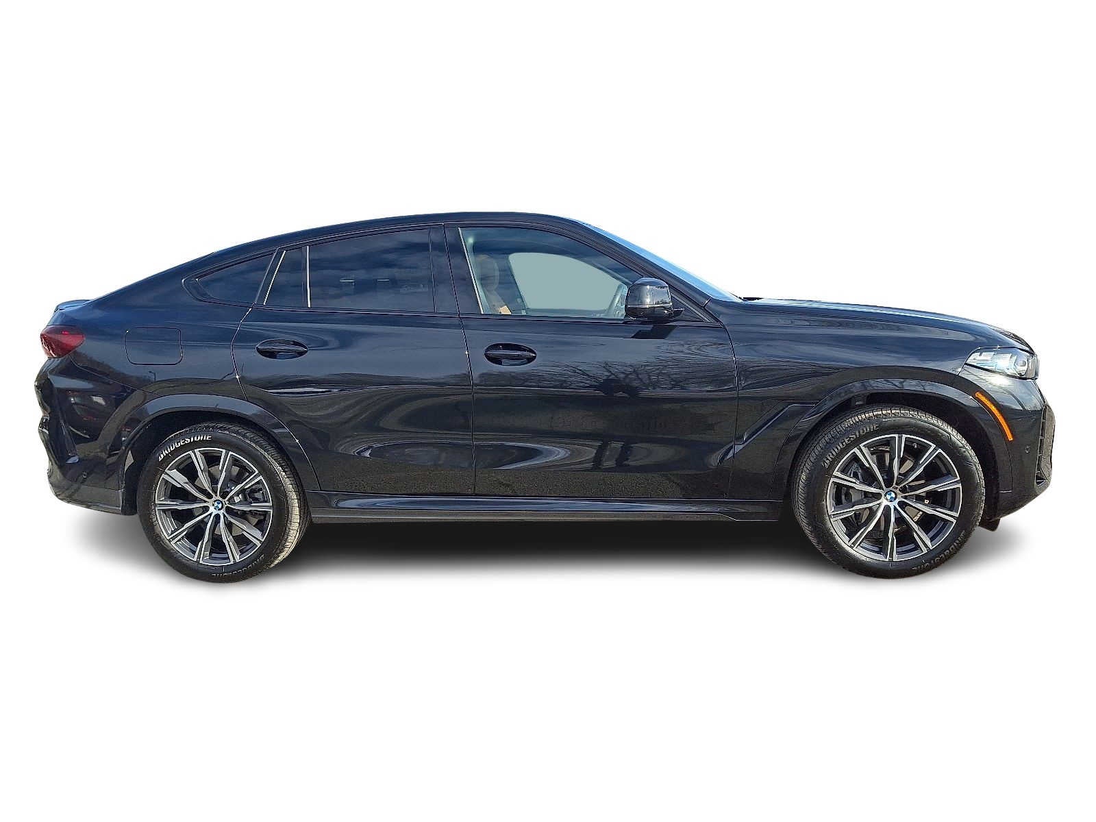 2025 BMW X6 xDrive40i Sports Activity Coupe