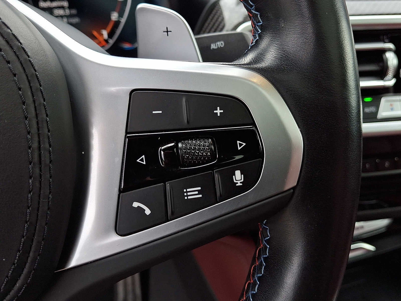 2024 BMW X4 M40i Sports Activity Coupe