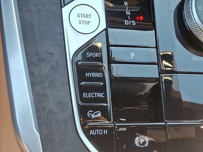 2025 BMW X5 xDrive50e Plug-In Hybrid