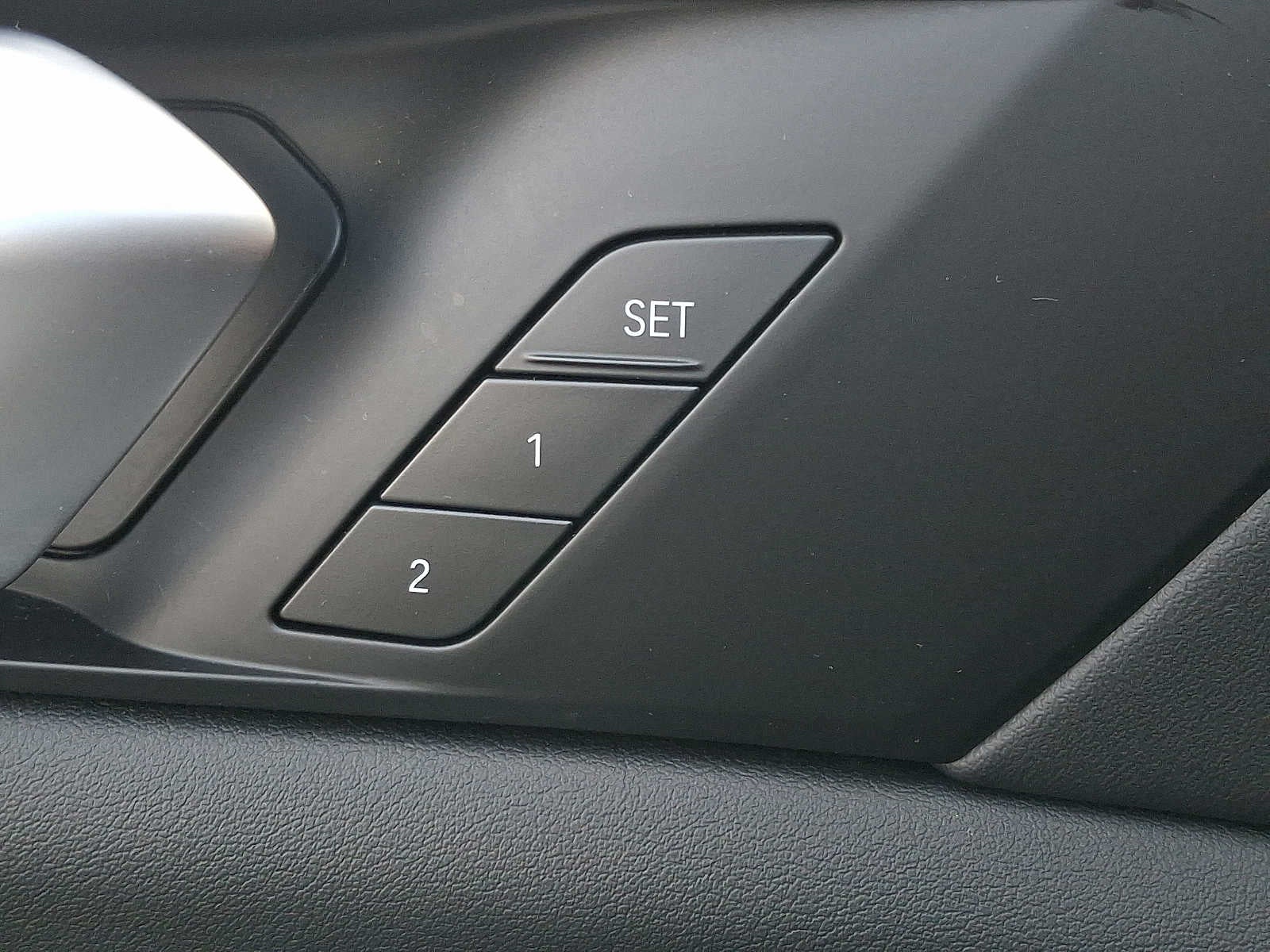 2025 BMW X5 xDrive50e Plug-In Hybrid