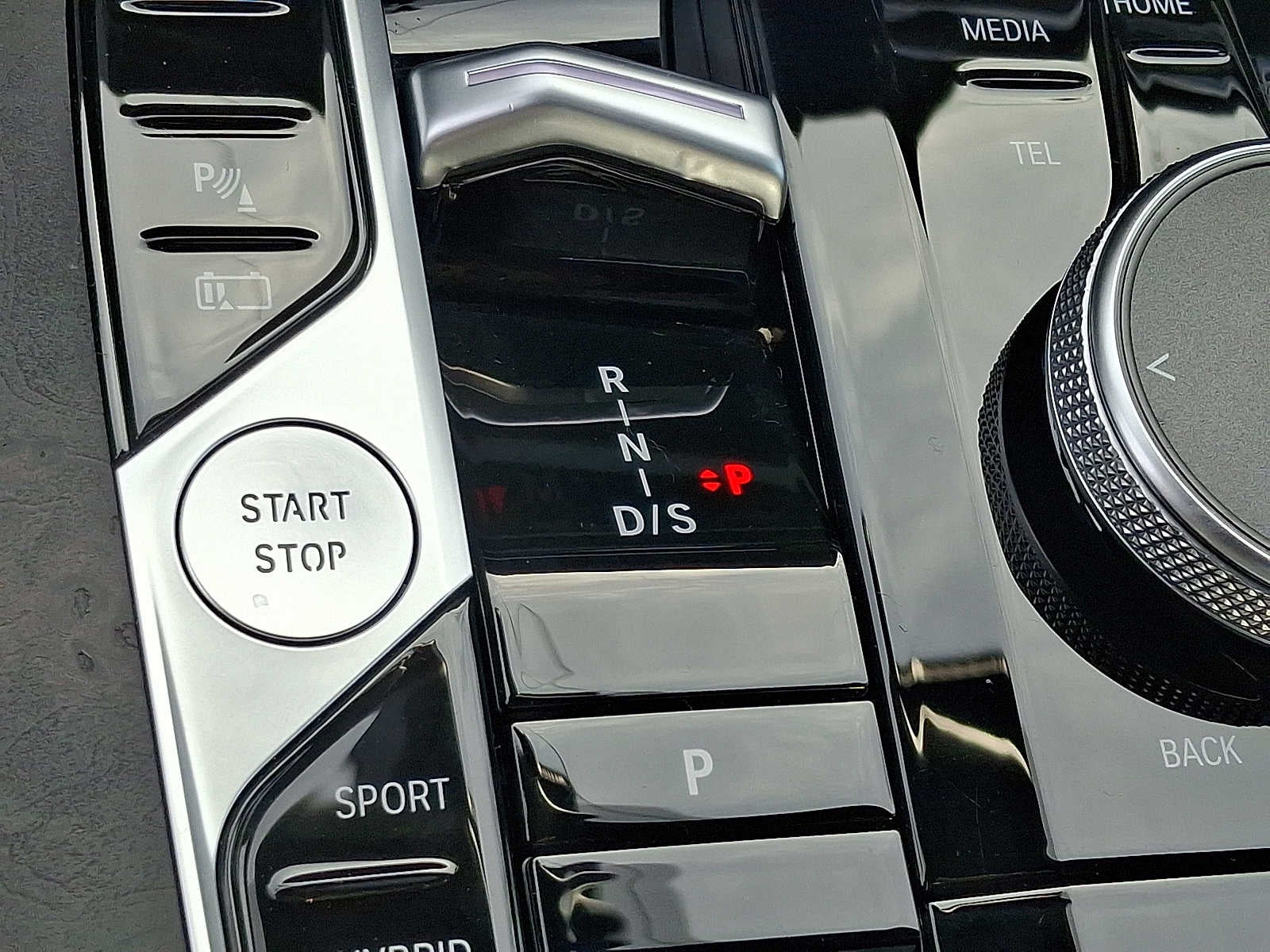 2025 BMW X5 xDrive50e Plug-In Hybrid