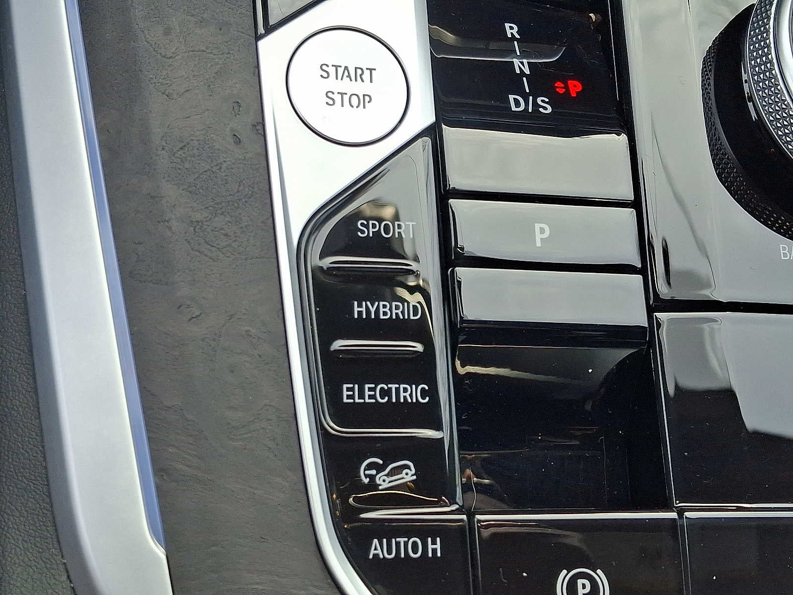 2025 BMW X5 xDrive50e Plug-In Hybrid