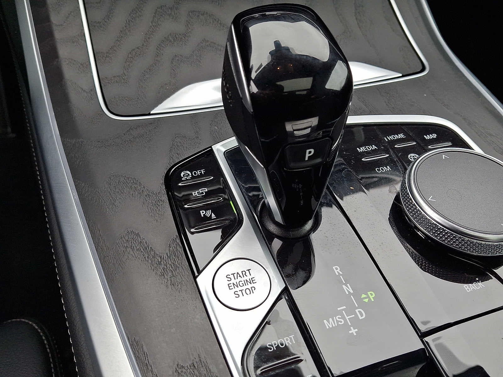2022 BMW X7 xDrive40i Sports Activity Vehicle