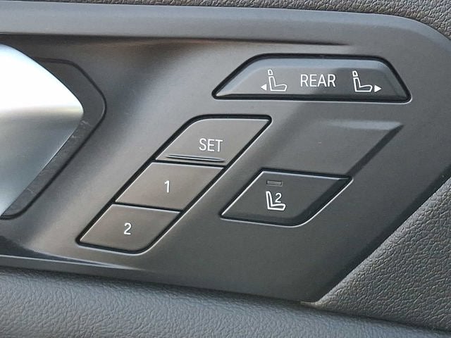 2022 BMW X7 xDrive40i Sports Activity Vehicle