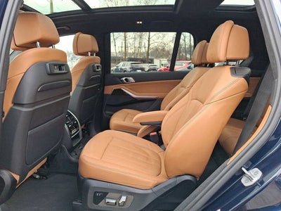 2021 BMW X7 xDrive40i Sports Activity Vehicle