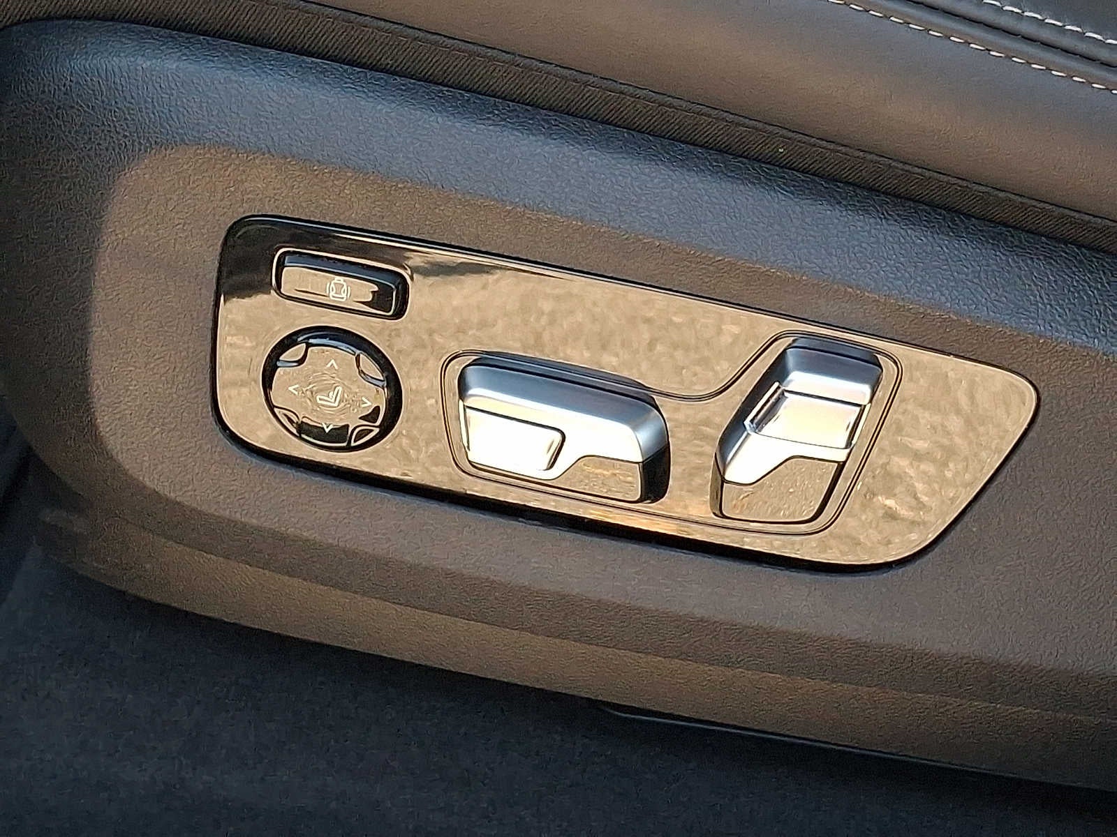 2022 BMW X7 M50i Sports Activity Vehicle