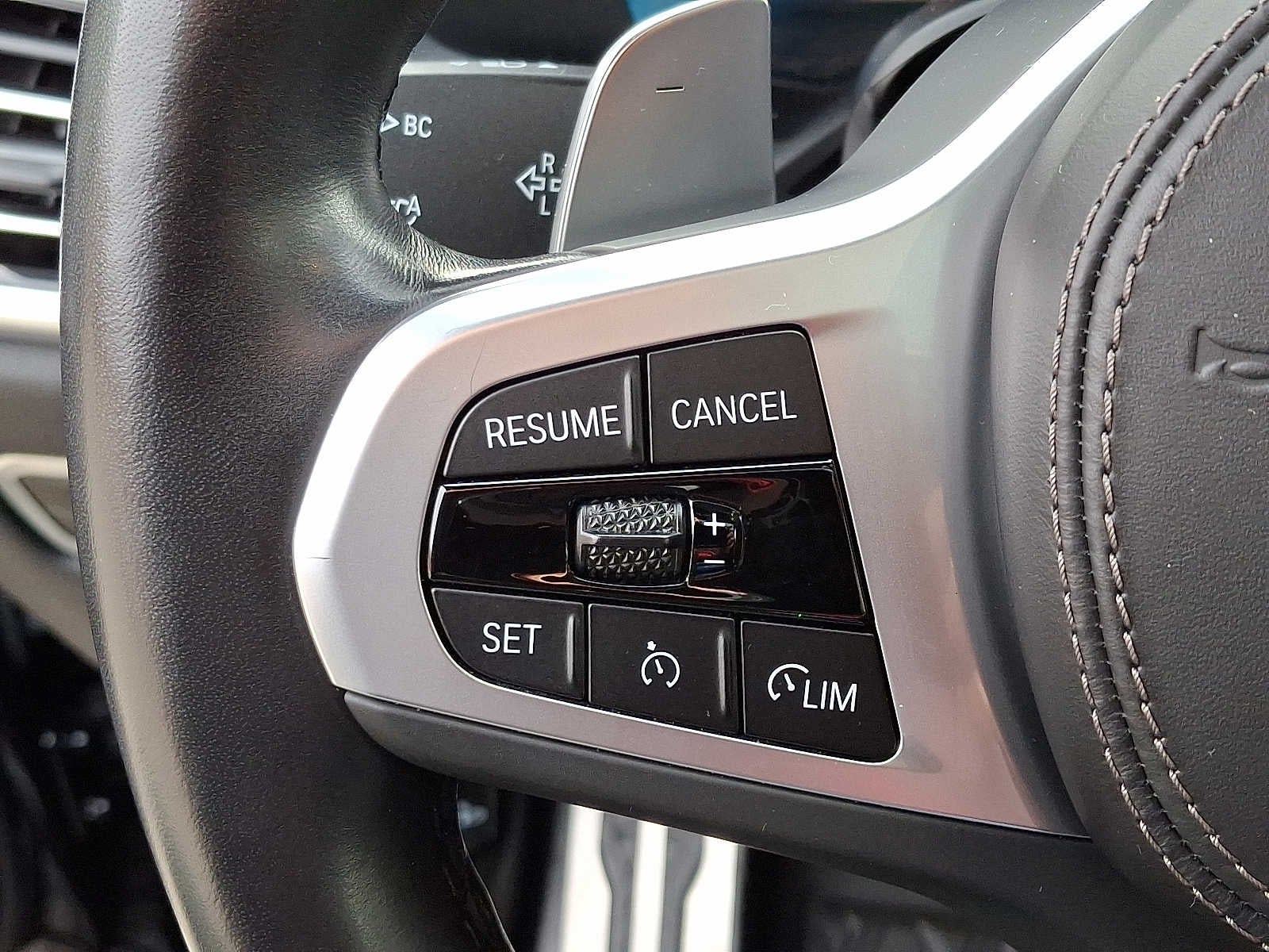 2023 BMW X6 M50i Sports Activity Coupe