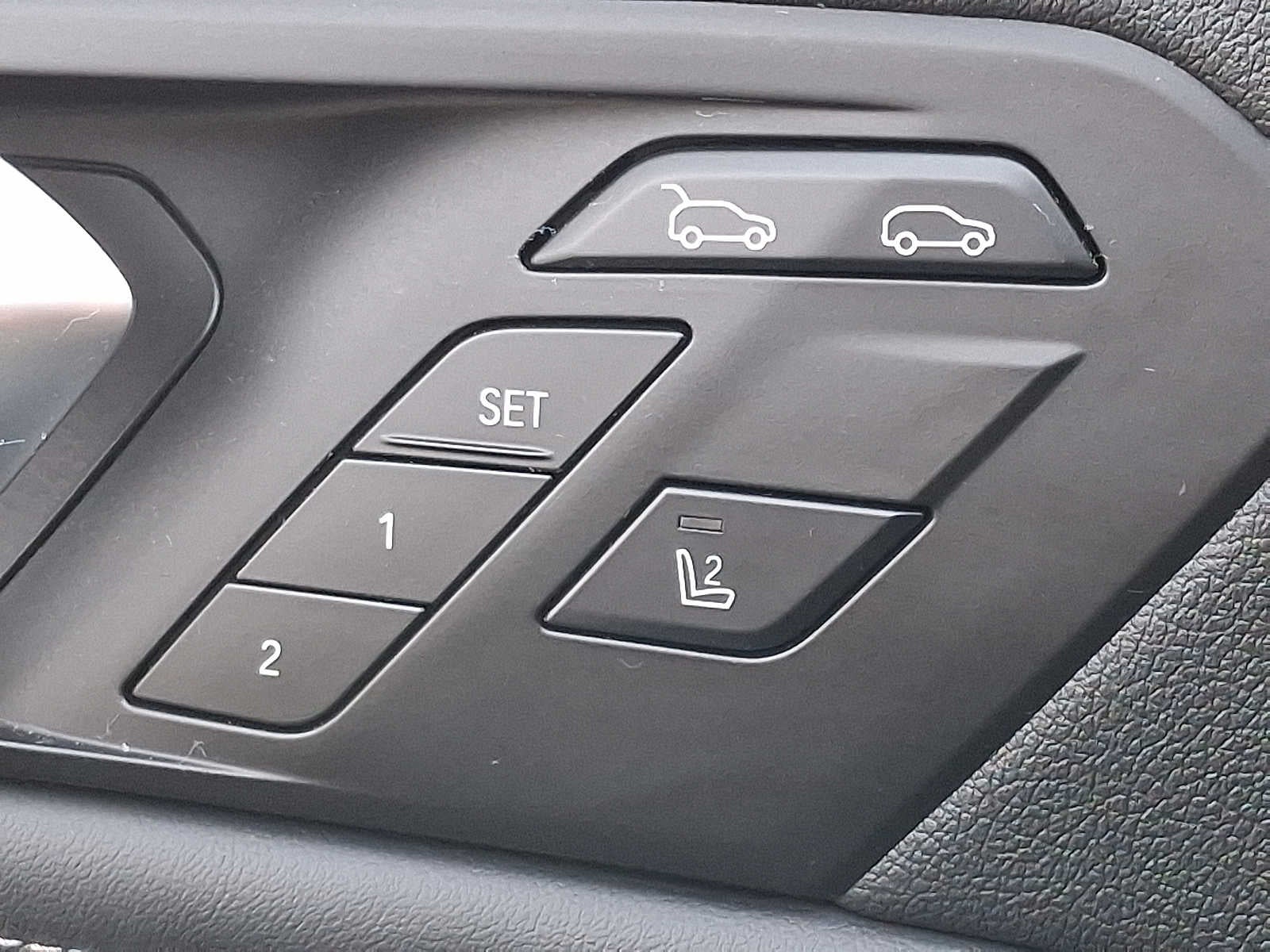 2023 BMW X6 M50i Sports Activity Coupe