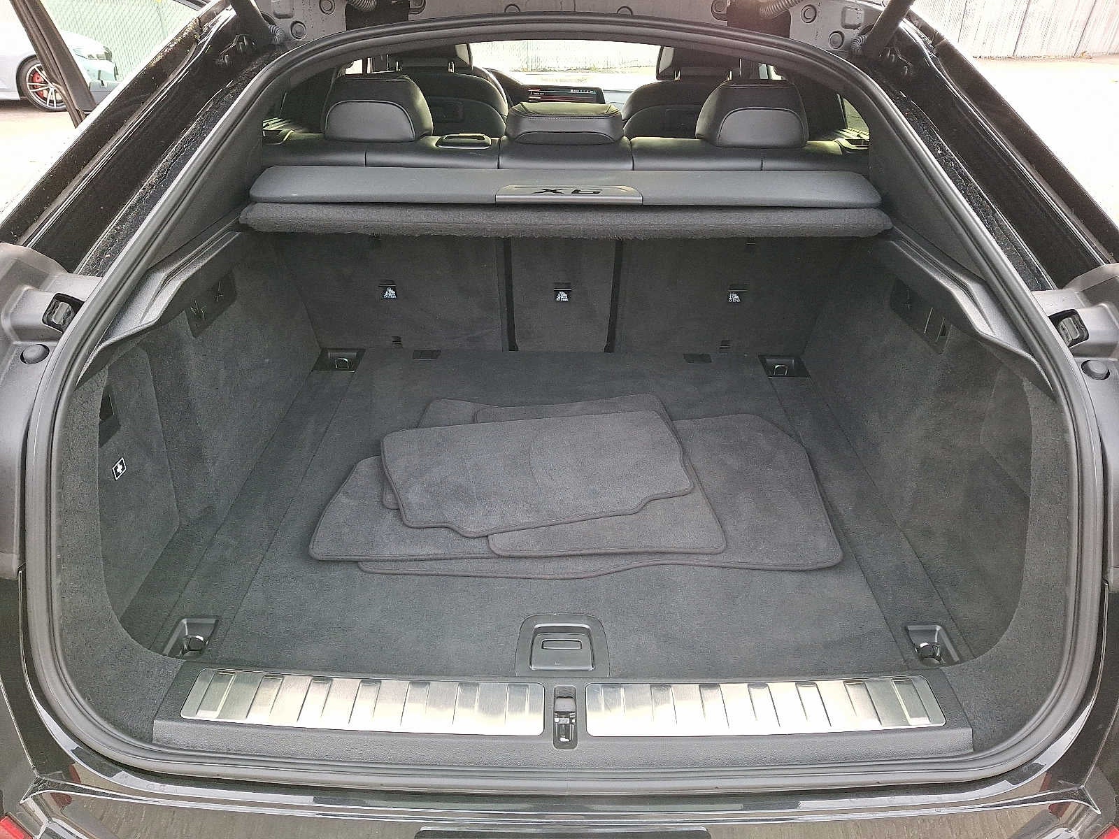 2023 BMW X6 M50i Sports Activity Coupe