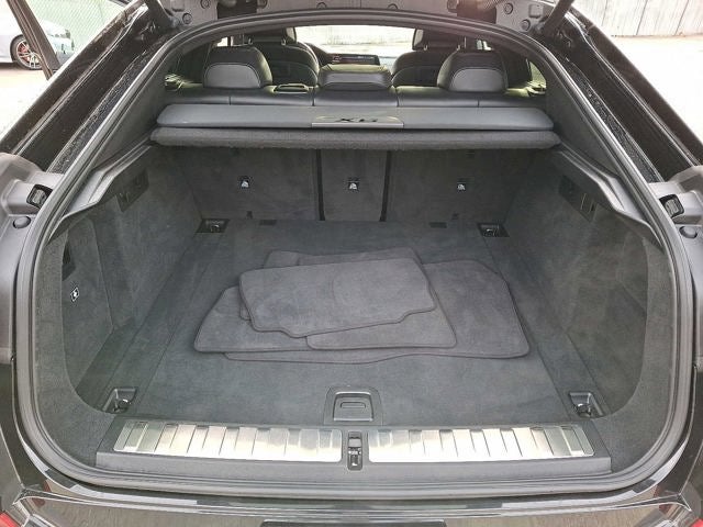 2023 BMW X6 M50i Sports Activity Coupe