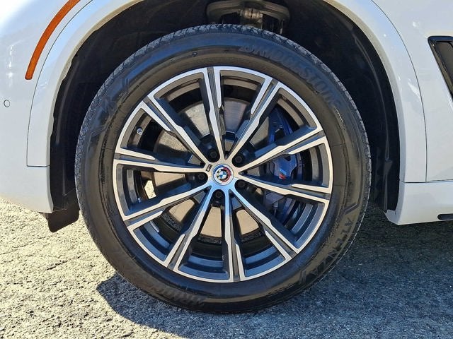 2023 BMW X5 M50i Sports Activity Vehicle