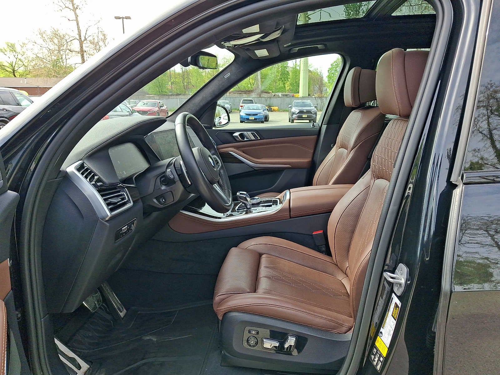 2023 BMW X5 M50i Sports Activity Vehicle
