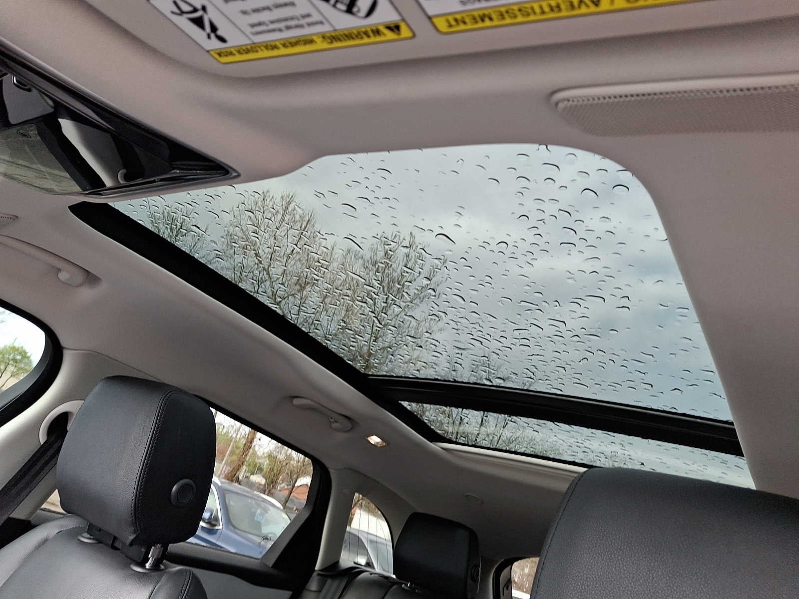 2025 Land Rover Range Rover Velar P250 Dynamic SE