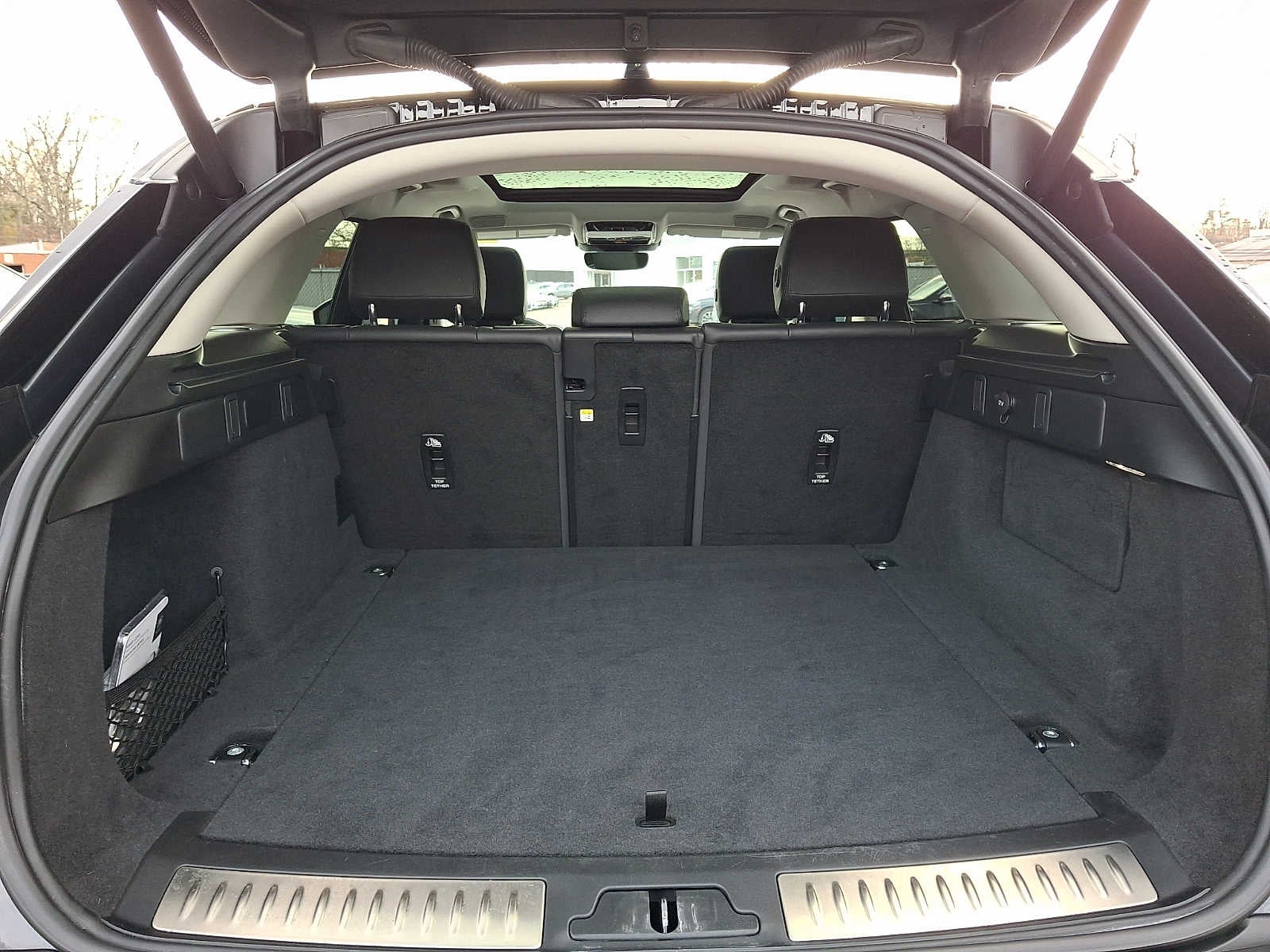 2025 Land Rover Range Rover Velar P250 Dynamic SE