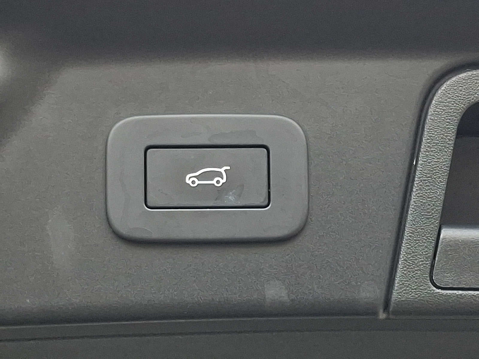 2025 Land Rover Range Rover Velar P250 Dynamic SE