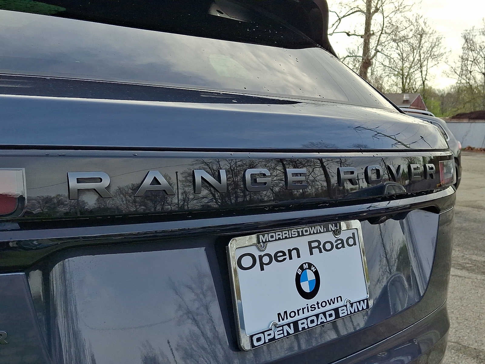 2025 Land Rover Range Rover Velar P250 Dynamic SE