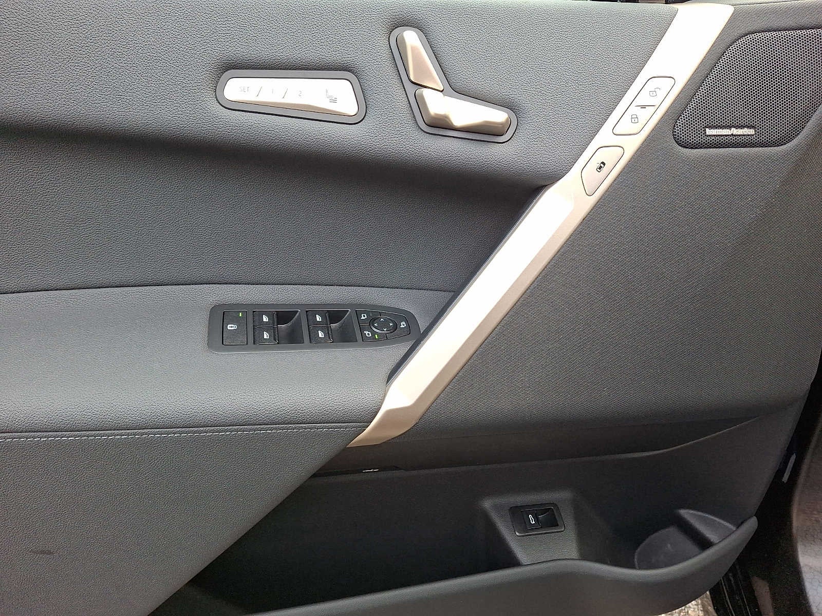 2024 BMW iX xDrive50 Sports Activity Vehicle