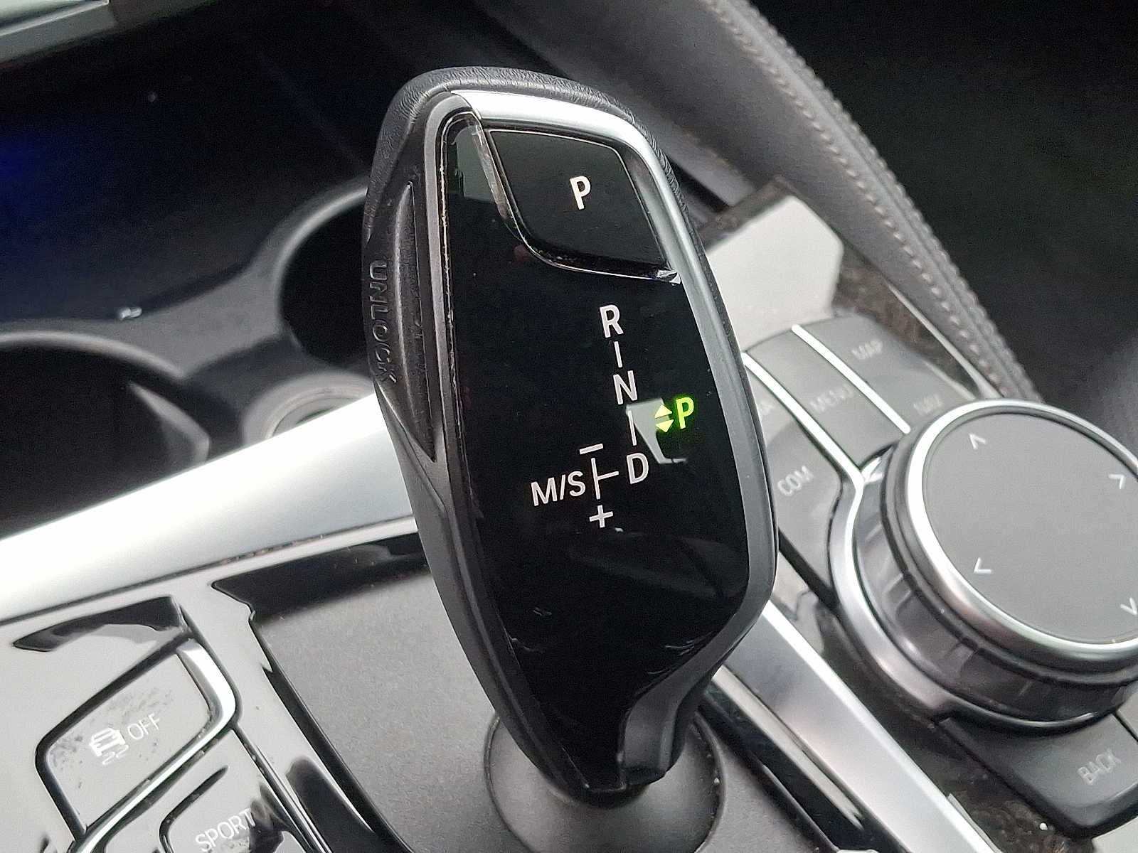 2023 BMW 5 Series 530i xDrive Sedan