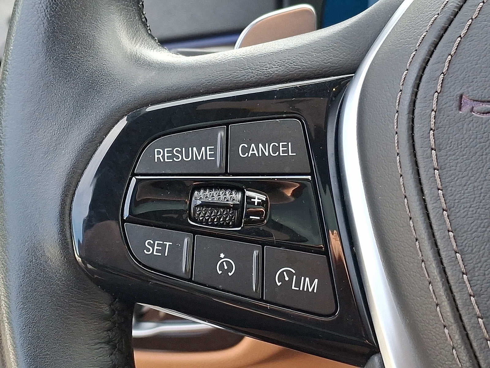 2023 BMW 5 Series 530i xDrive Sedan