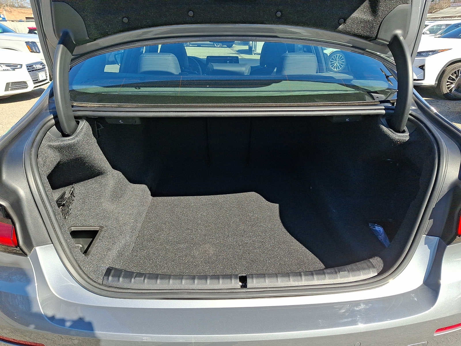 2023 BMW 5 Series 530i xDrive Sedan