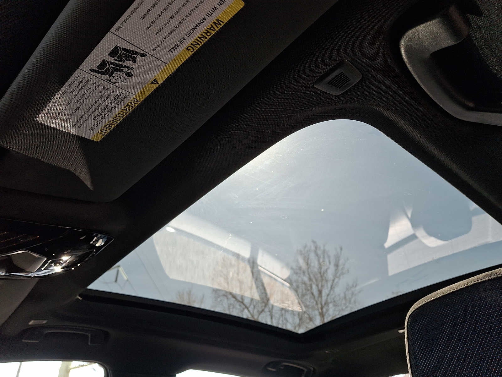 2026 BMW 5 Series 550e xDrive Sedan