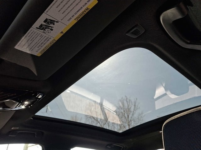 2026 BMW 5 Series 550e xDrive Sedan