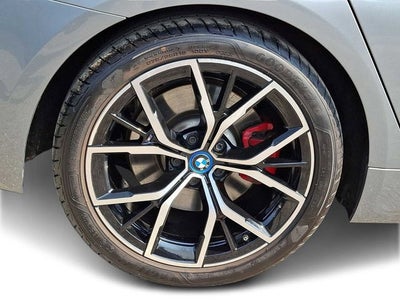 2023 BMW 5 Series 530e xDrive Plug-In Hybrid
